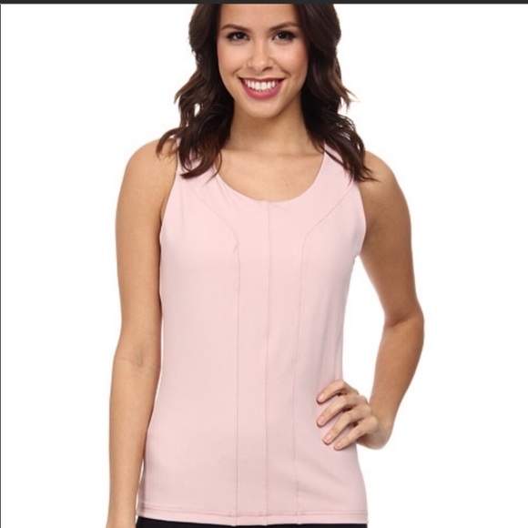 NYDJ Tops - NWT NYDJ Slimming built in bra Top